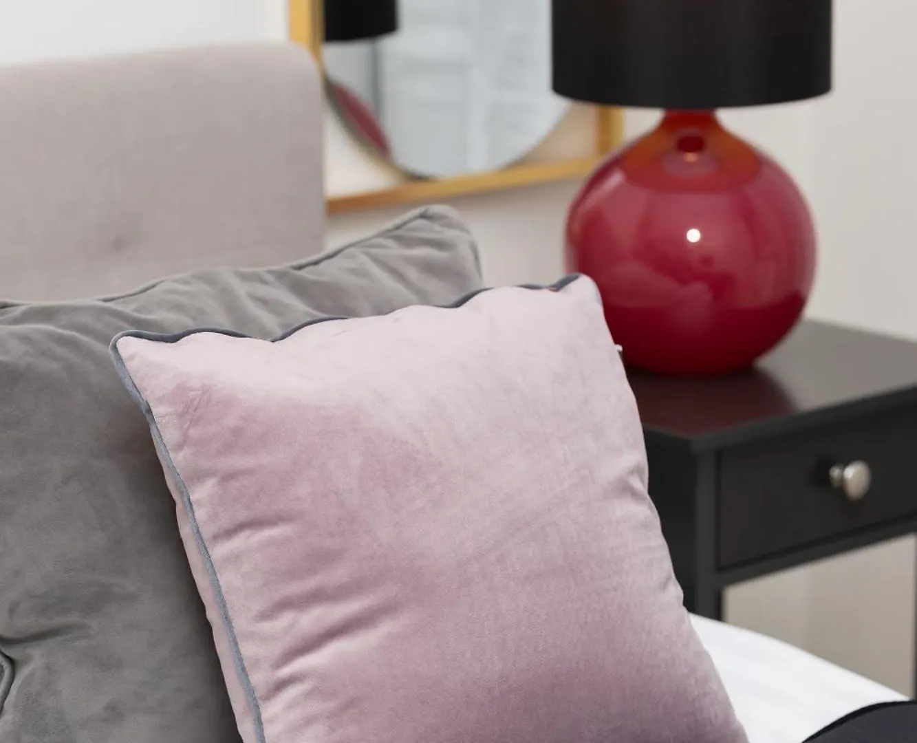 Modern Apartments With Air Conditioning In Warsaw Close To Three Parks By Renters Prestige 폴란드