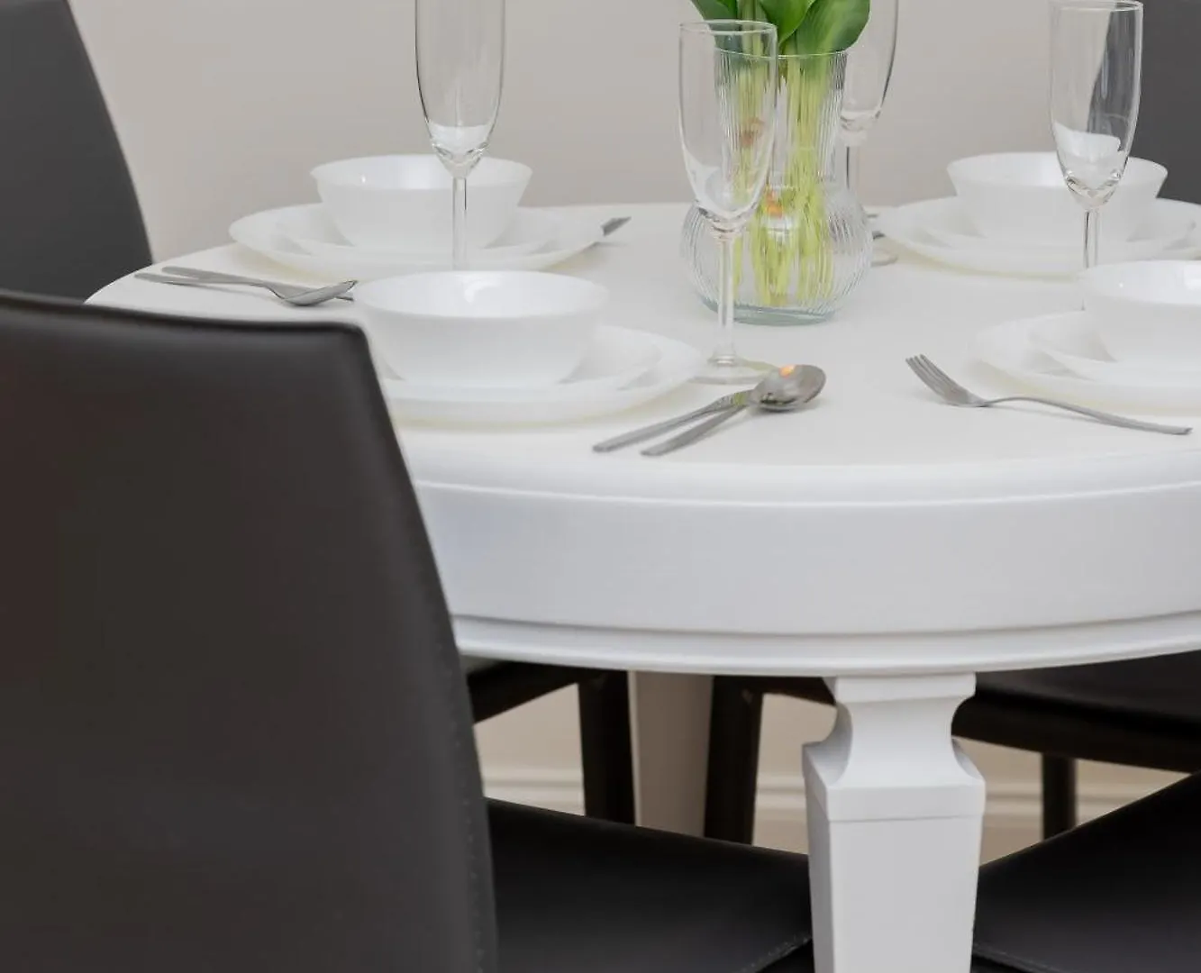 Modern Apartments With Air Conditioning In Warsaw Close To Three Parks By Renters Prestige