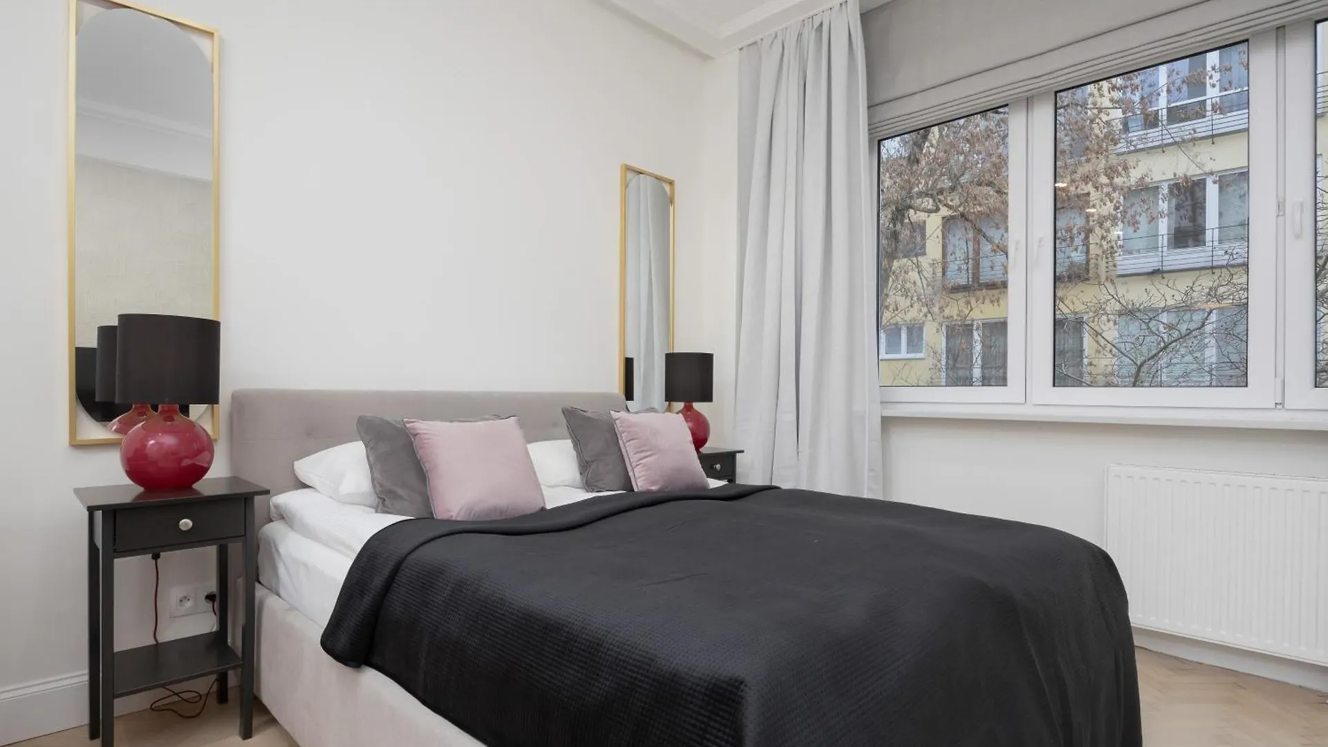 Modern Apartments With Air Conditioning In Warsaw Close To Three Parks By Renters Prestige Poland