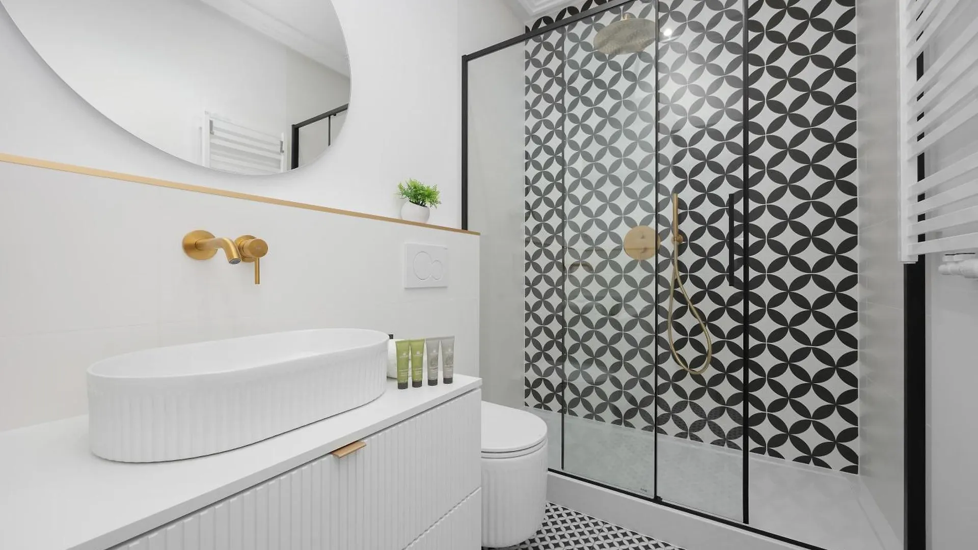 Modern Apartments With Air Conditioning In Warsaw Close To Three Parks By Renters Prestige