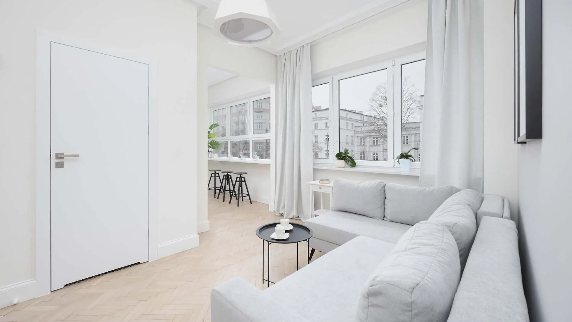 Modern Apartments With Air Conditioning In Warsaw Close To Three Parks By Renters Prestige